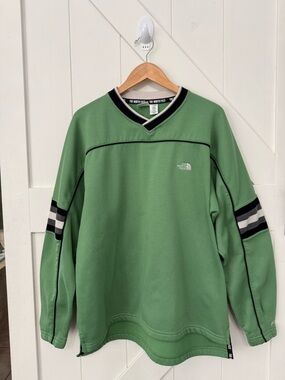 The North Face Men's Forest Green Crewneck Sweater size medium